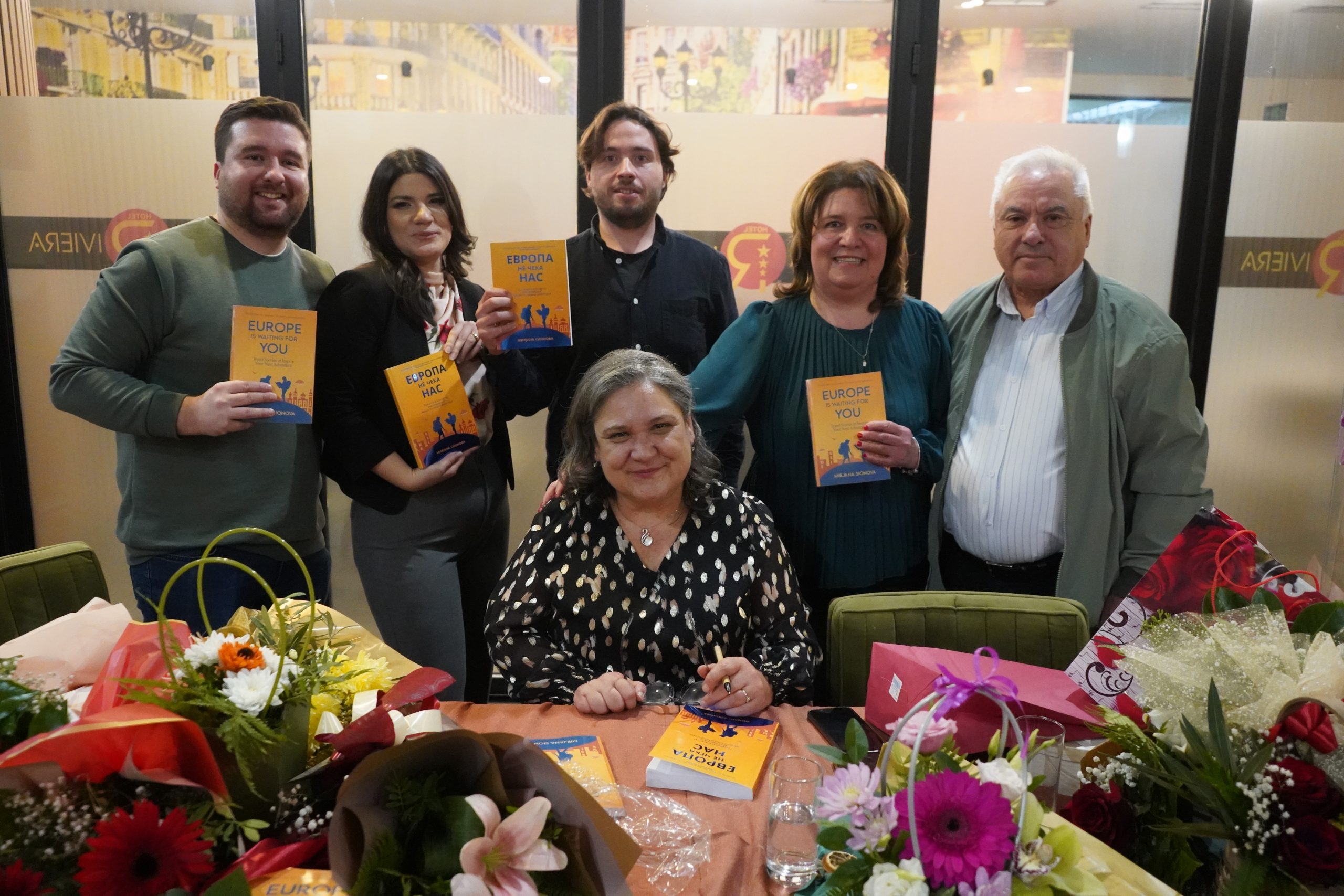 Business Suite_creation_2371801723236175