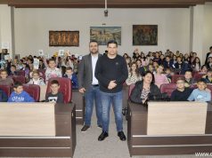 Четвртоодделенците од ооу “Христо Узунов” во посета на општина Охрид