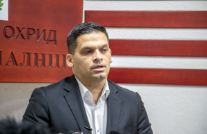 Општинската изборна комисија му го врачи уверението за вториот мандат на градоначалникот Кирил Пецаков